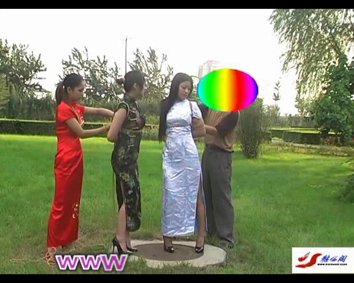 捉迷藏-雅思 雅韵 雅琳[00-29-09][20250330-19512922].jpg