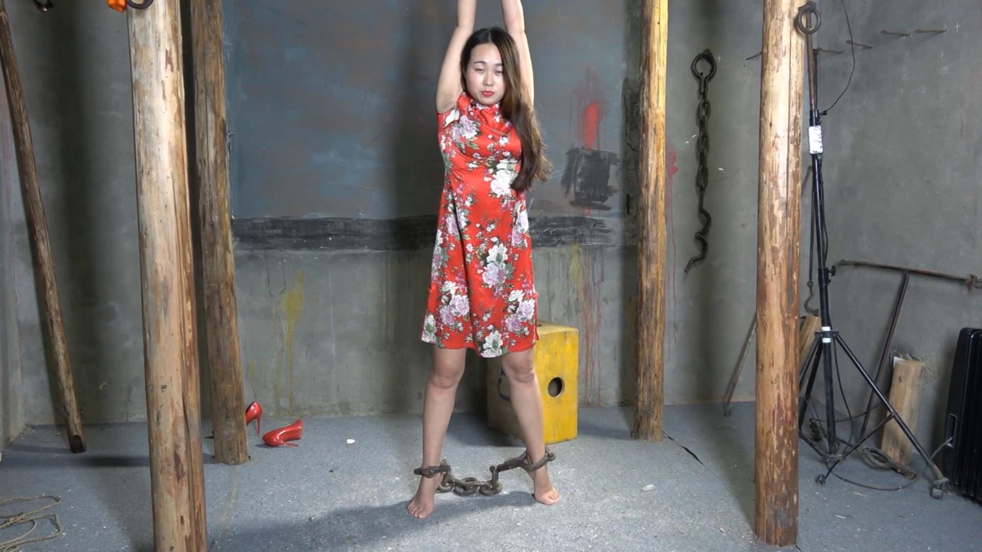 MJ影视 红旗袍女烈 王琳 跟拍视频[00-12-55][20250513-072848923].jpg