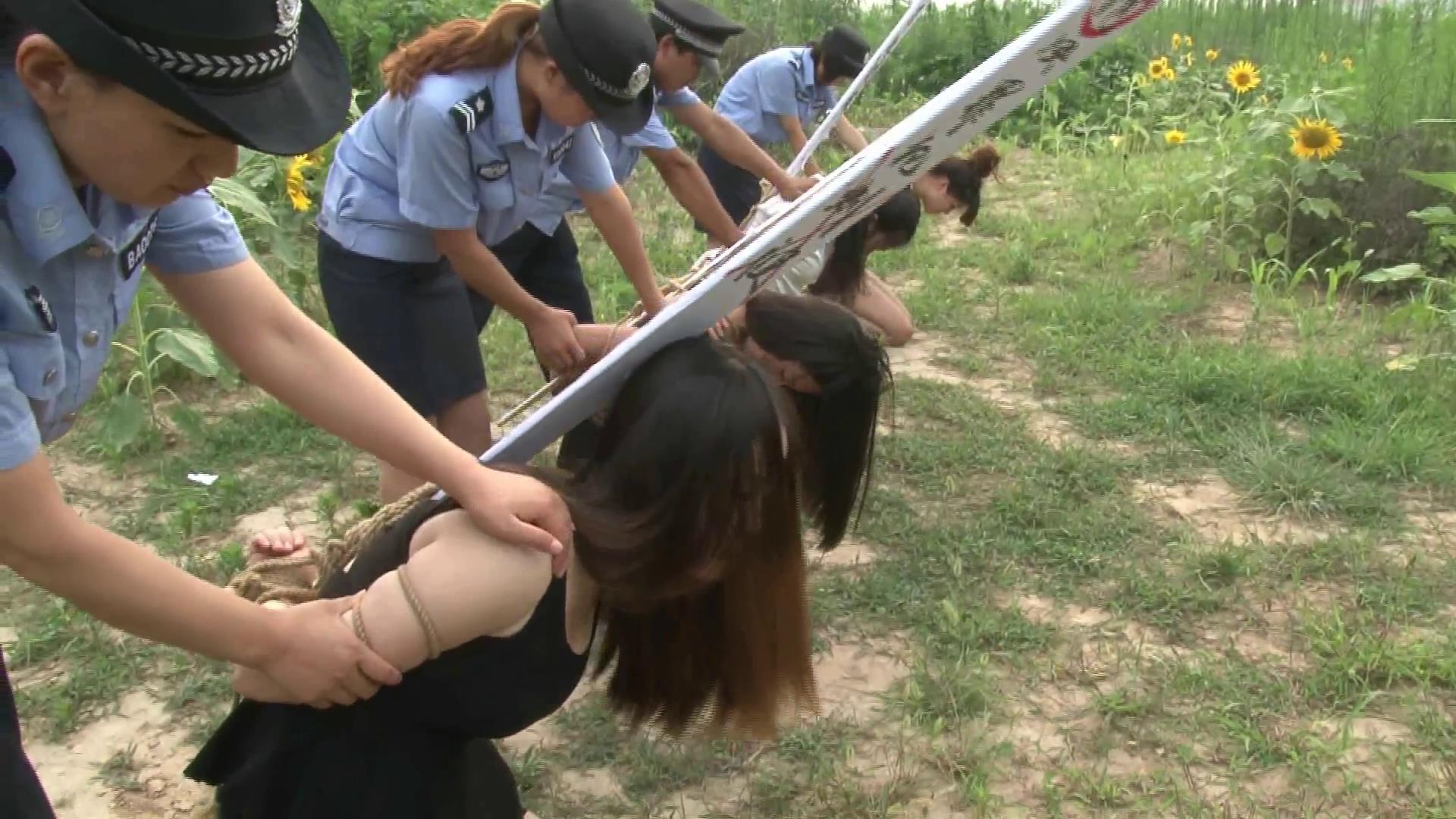 MJ影视 女犯档案之复仇的代价[00-32-30][20250515-213523971].jpg