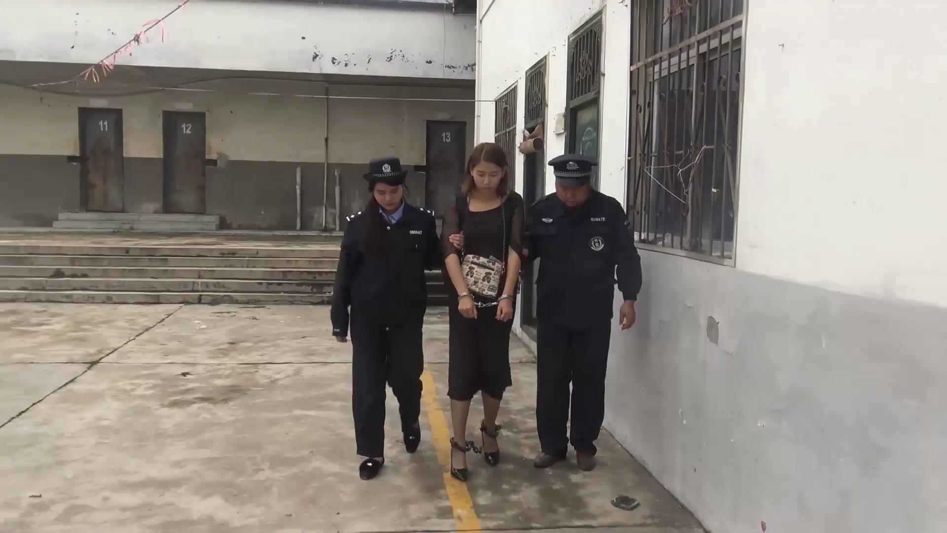 梨花雨 无言的结局[00-04-59][20250608-211126196].jpg
