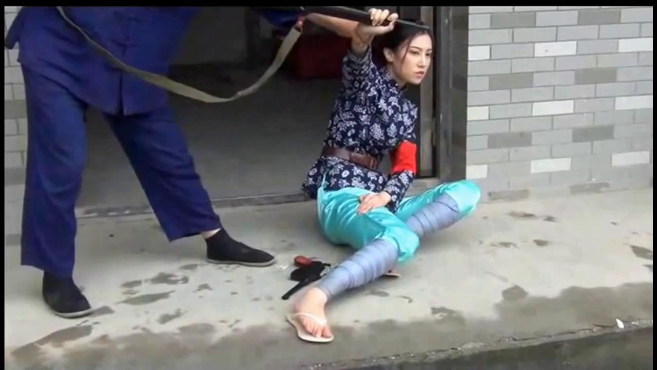 新胭脂扣 艺芯 被捕受刑花[00-03-32][20261018-215622744].jpg